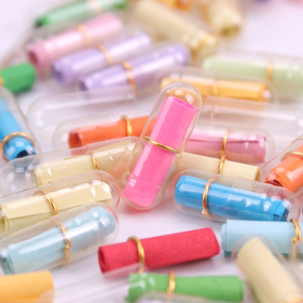 200pcs Message In Bottle Transparent Letter Love Pills Roll Paper party friend